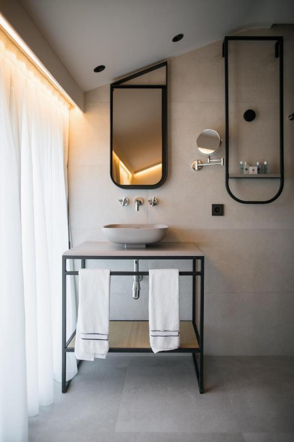 Myr Puerta Serranos Valencia Exteriör bild
