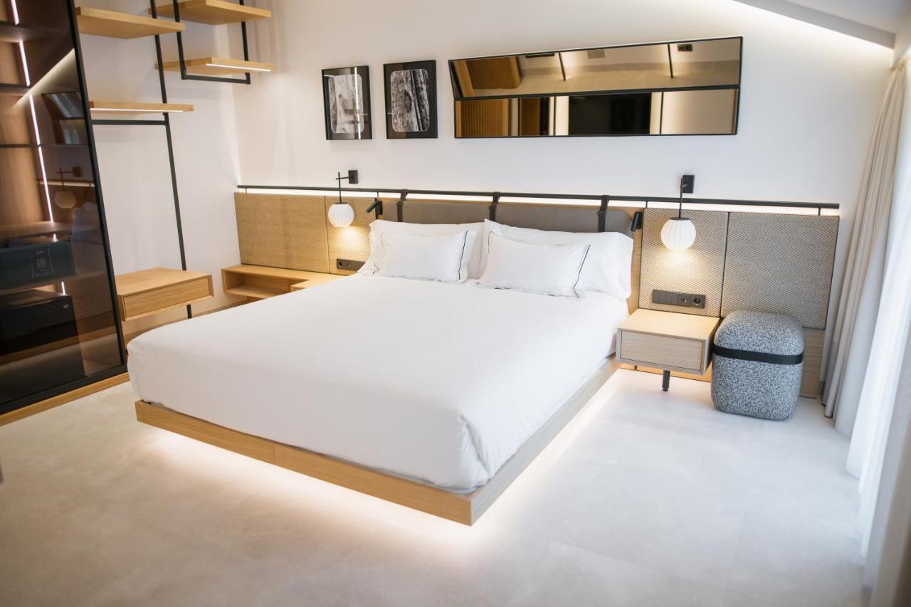 Myr Puerta Serranos Valencia Exteriör bild