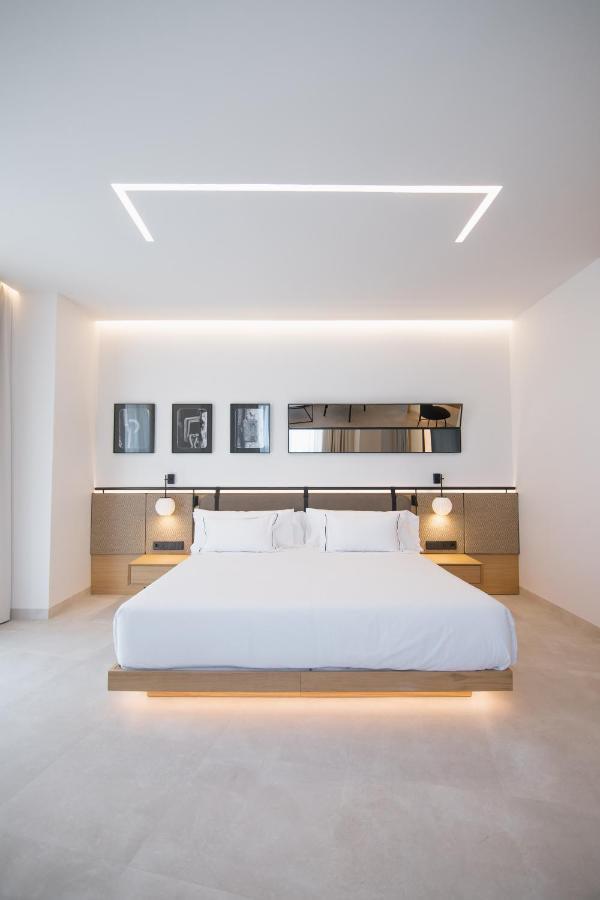 Myr Puerta Serranos Valencia Exteriör bild