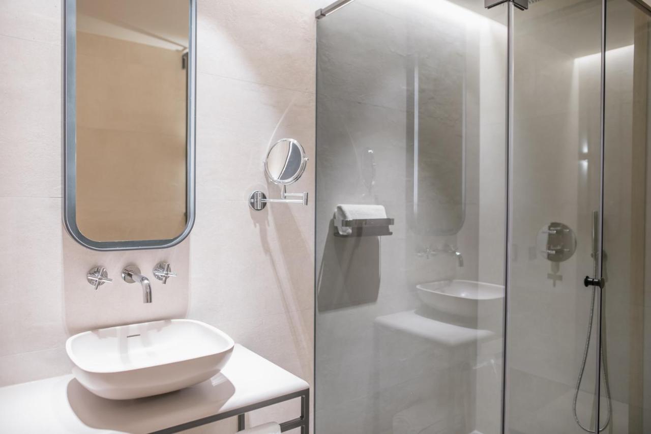 Myr Puerta Serranos Valencia Exteriör bild