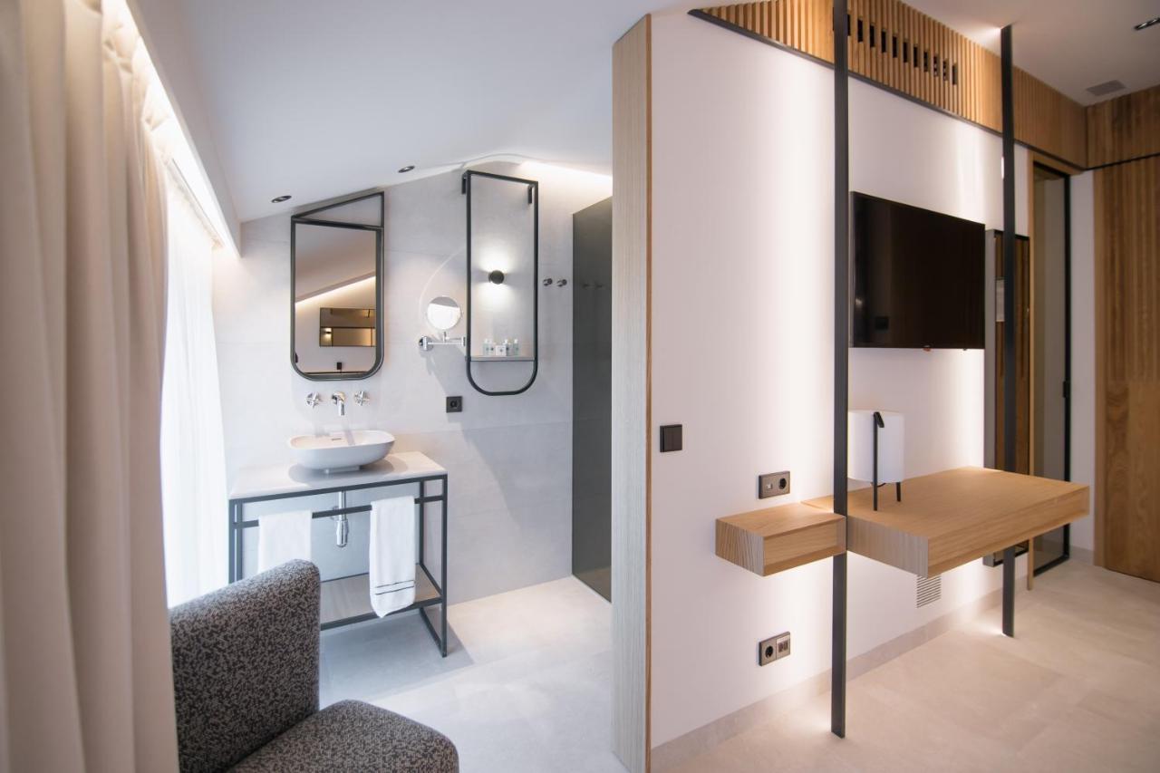 Myr Puerta Serranos Valencia Exteriör bild