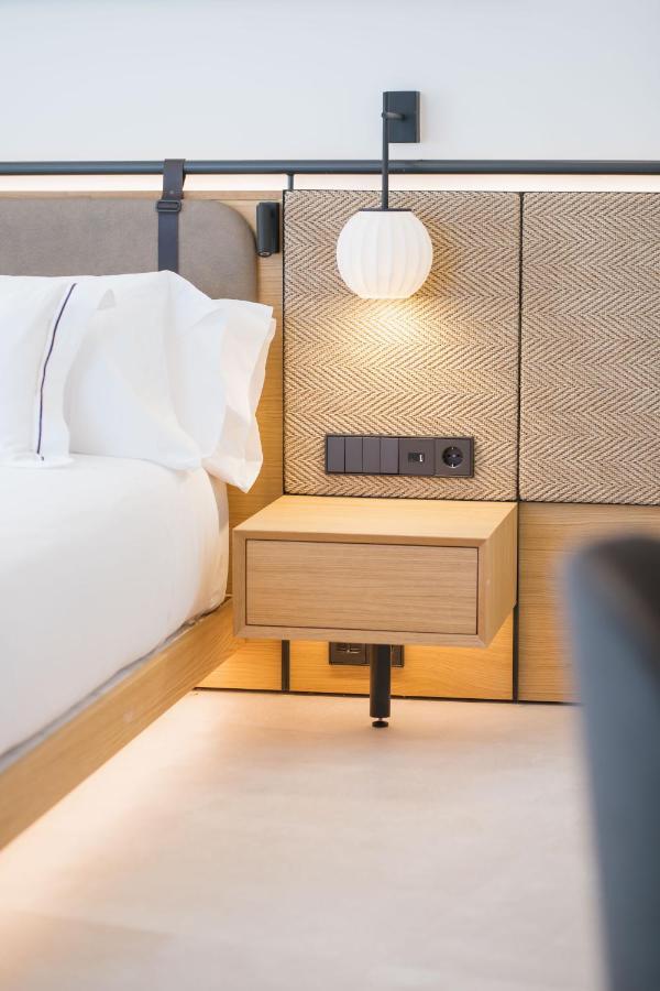 Myr Puerta Serranos Valencia Exteriör bild
