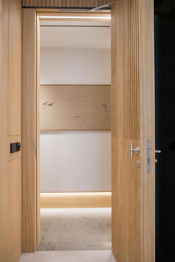 Myr Puerta Serranos Valencia Exteriör bild