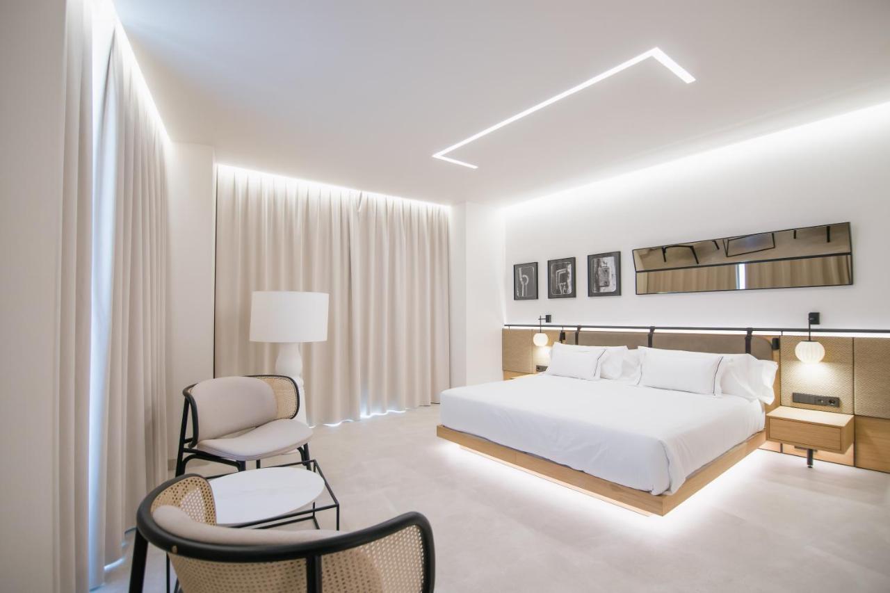 Myr Puerta Serranos Valencia Exteriör bild